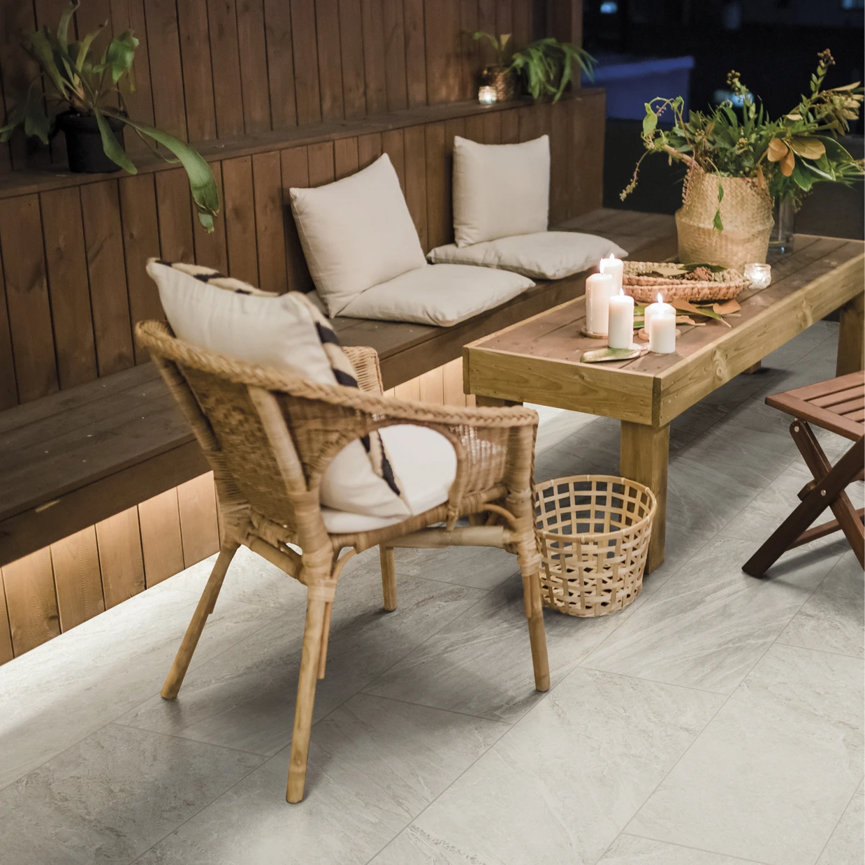 FIORDI BIANCO ROOM SCENE.webp